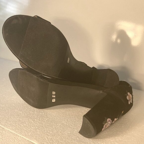 Lane Bryant SZ 11W Black Suede Ankle strap embroidery heel dressy sandal party - Picture 8 of 9